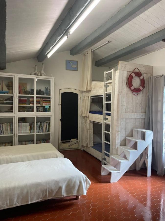 Le Chai Maison De Charme Pour Tribu Joyeuse Le Château-dʼOléron Eksteriør billede