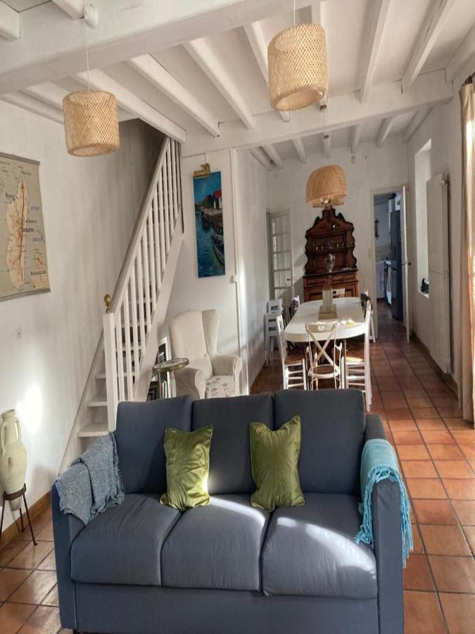 Le Chai Maison De Charme Pour Tribu Joyeuse Le Château-dʼOléron Eksteriør billede