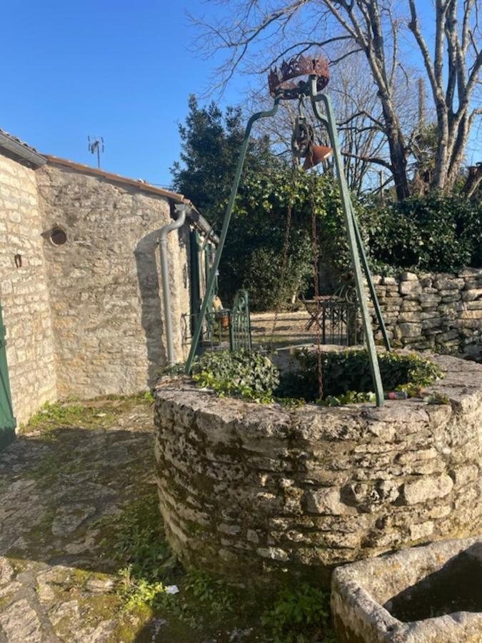 Le Chai Maison De Charme Pour Tribu Joyeuse Le Château-dʼOléron Eksteriør billede