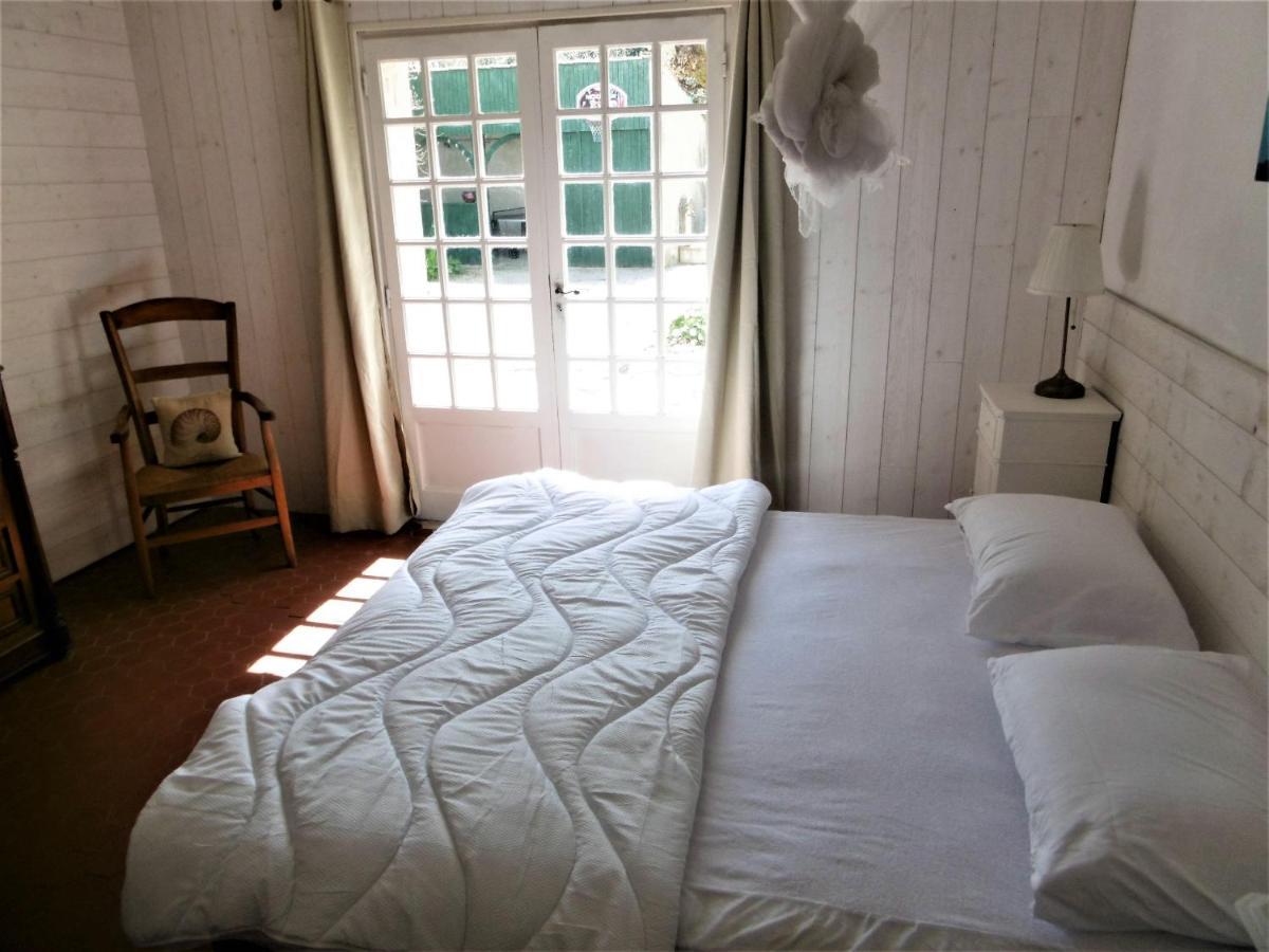 Le Chai Maison De Charme Pour Tribu Joyeuse Le Château-dʼOléron Eksteriør billede